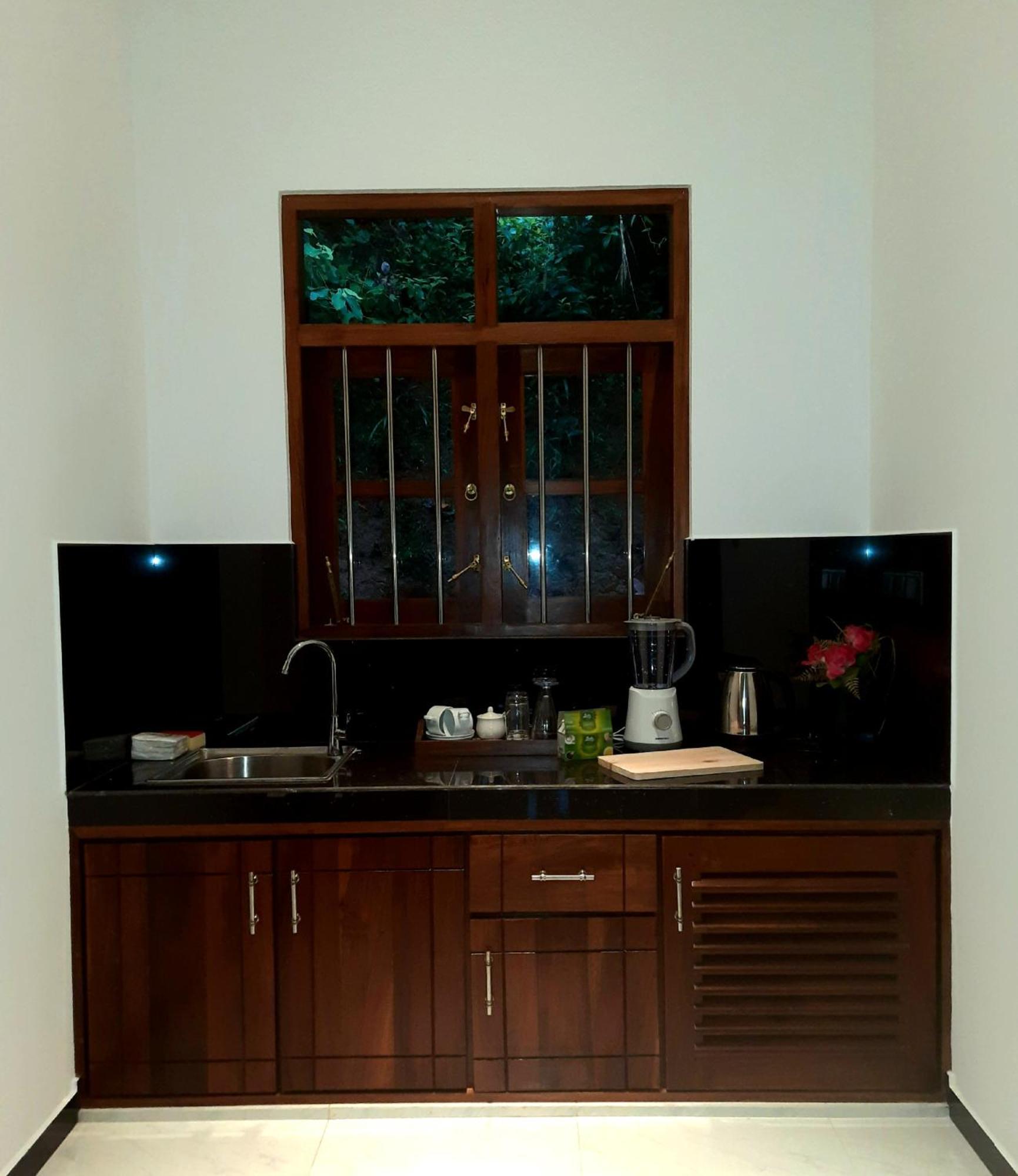 Coco Mount Residence - Hiriketiya ديكويلاّ تين المظهر الخارجي الصورة